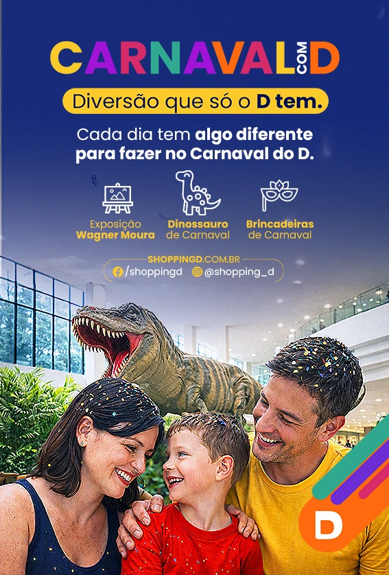 Família curtindo o Carnaval no Shopping D com atrações temáticas e ambiente decorado.